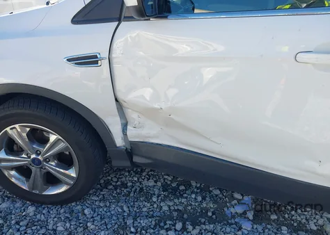 2015 Ford Escape Se z USA, uszkodzony, nr VIN 1FMCU0G70FUB24660